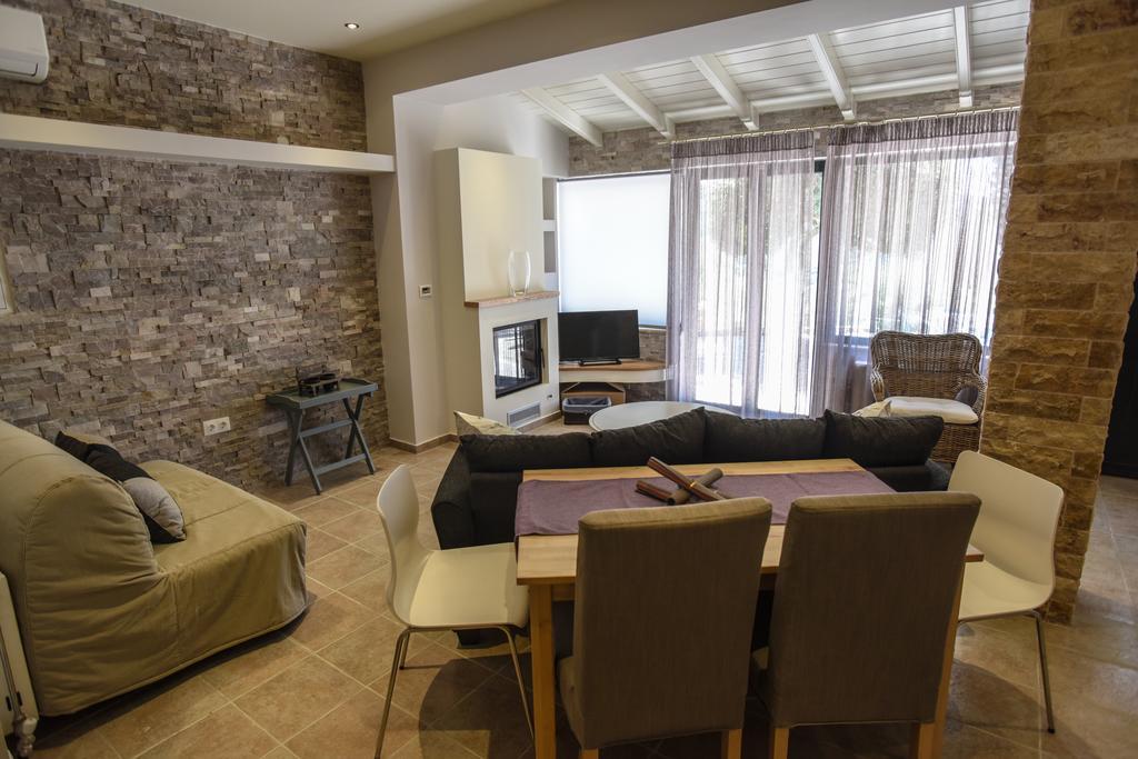 Angelo ιι Apartment *